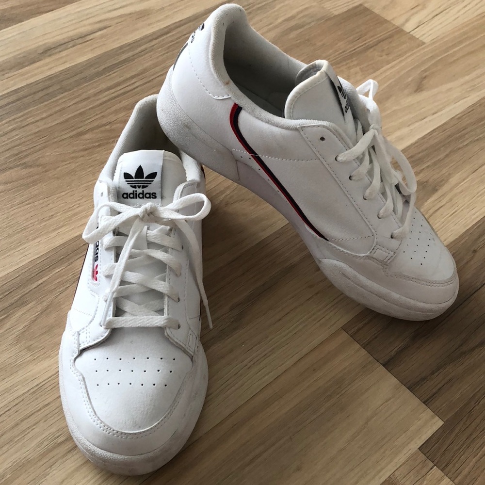 Adidas white shoe leather sneaker